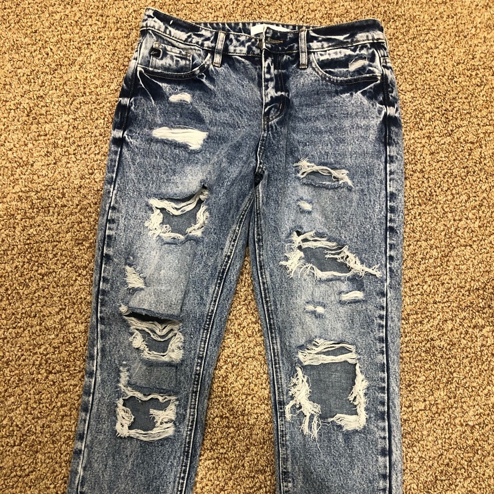 Ripped Boyfriend Jeans